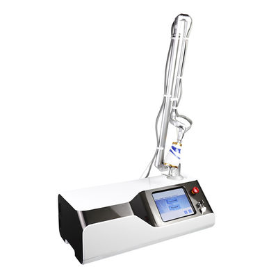 Traitement de l'acné Machine laser à fraction de CO2 avec graphique de sortie rectangulaire